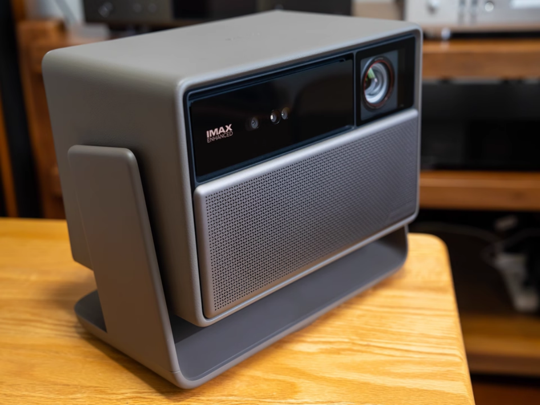 XGIMI RS 20 Ultra Max 4K  5700 - Home Cinema Xgimi ulasan dan harga